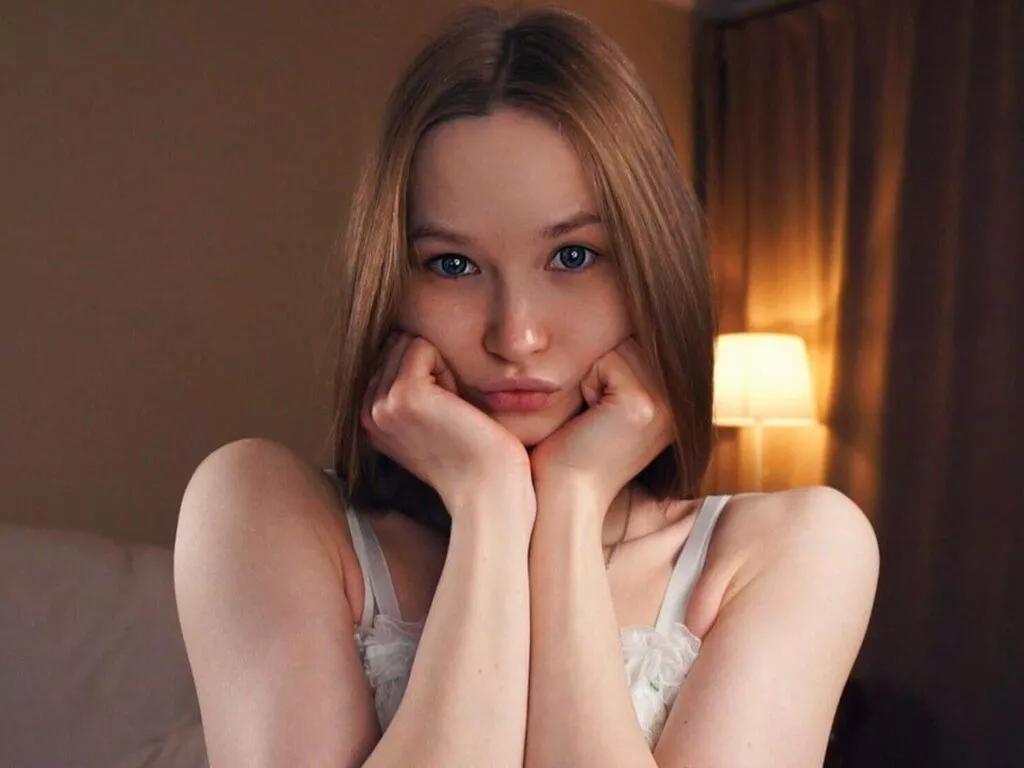 FloraBanford on LiveJasmin