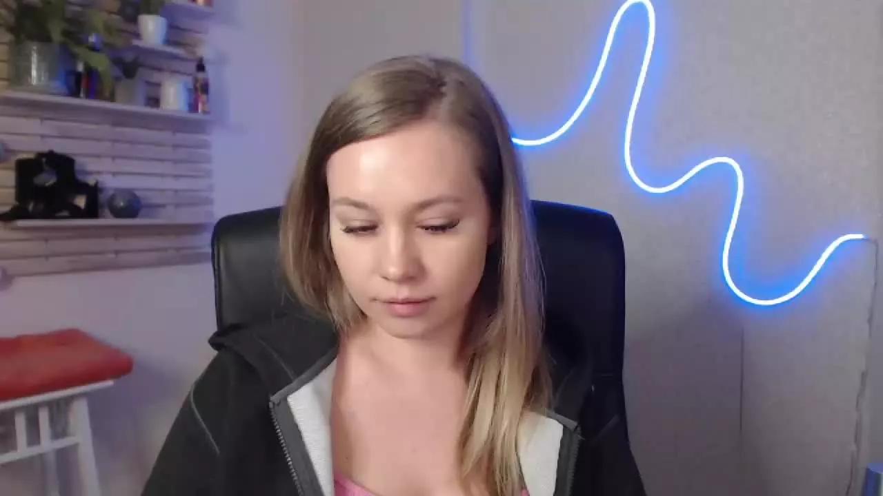 bambiHOLLY from Streamray