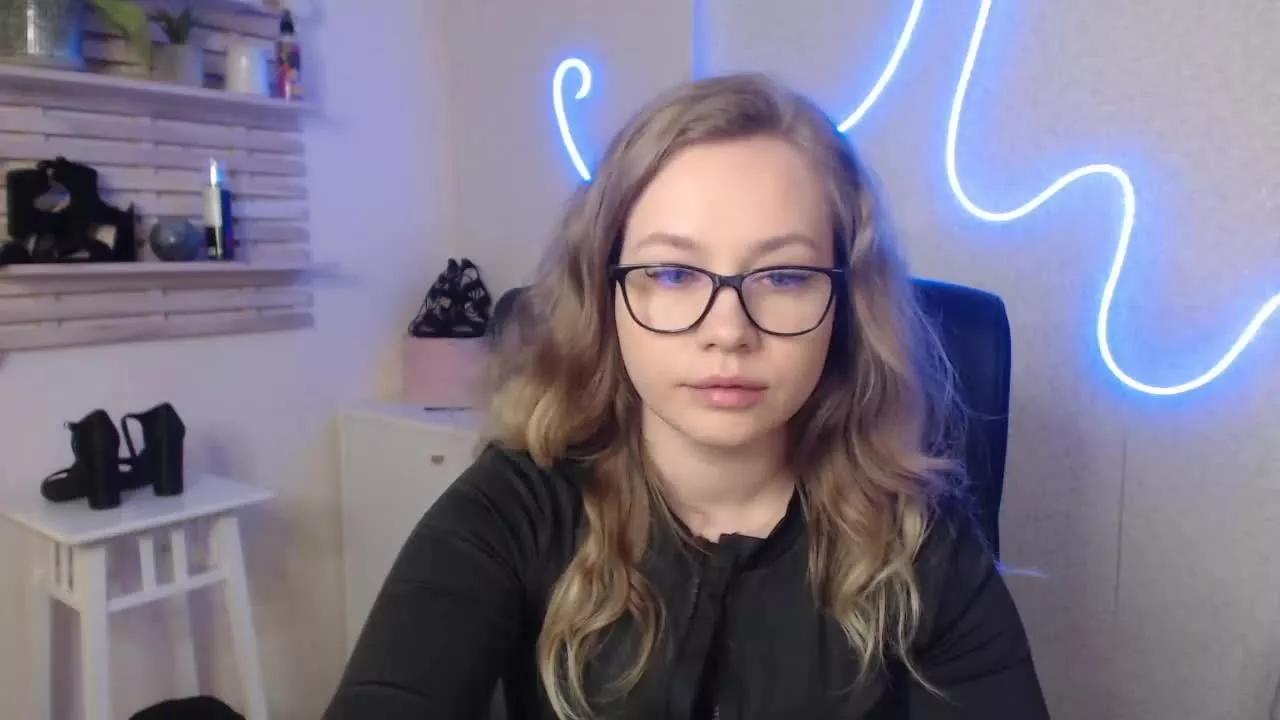bambiHOLLY from Streamray