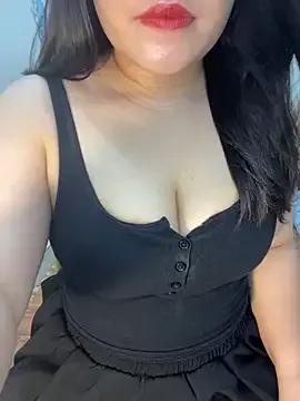 --Lyly-- from StripChat