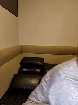 --MIYUKI from StripChat