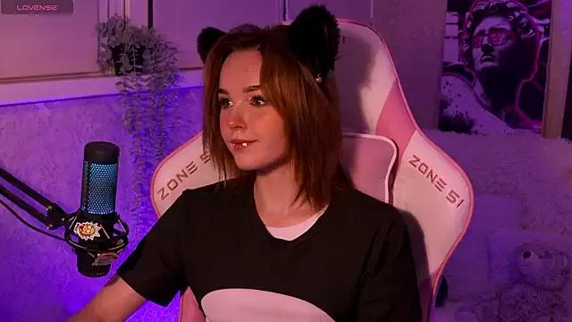 Try our streaming cams variety and talk on a personal level with our adorable girls streamers, showing off their bountiful shapes and dildos.