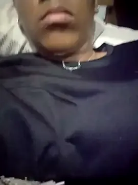 -_Anny_- from StripChat is Freechat