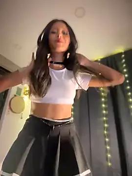 -Ann_V from StripChat