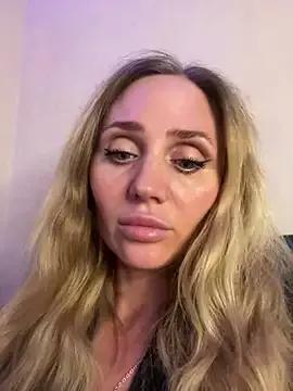-ClassicWoman- from StripChat is Freechat