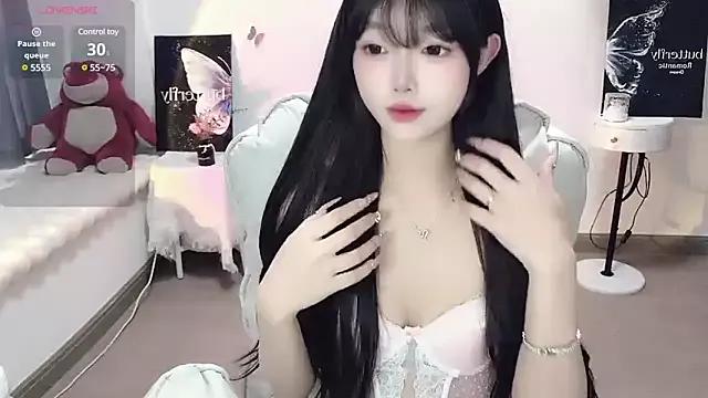 -EEBABY from StripChat