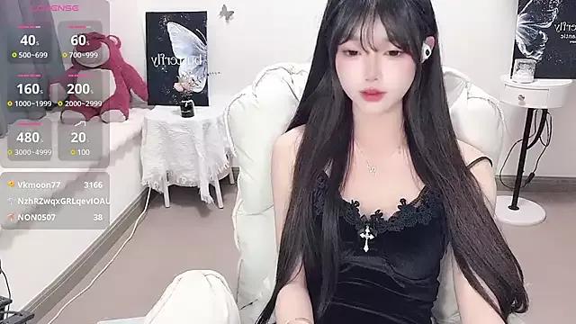-EEBABY from StripChat