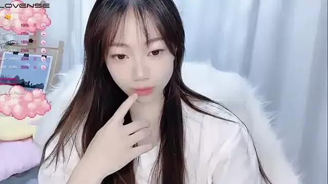 -Evelyn- from StripChat