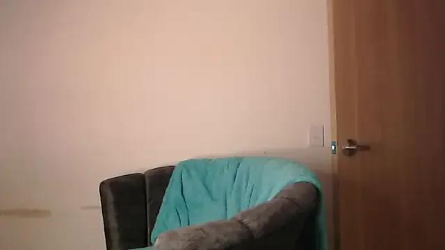 -Ivonny from StripChat