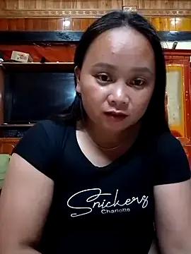 -Kitty-92 from StripChat