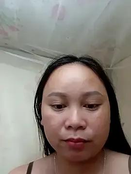 -Kitty-92 from StripChat is Freechat