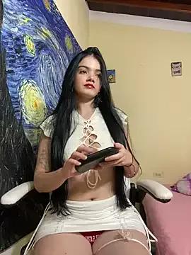 -LUCIANA- from StripChat is Freechat