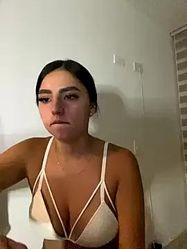-Melissa from StripChat is Freechat