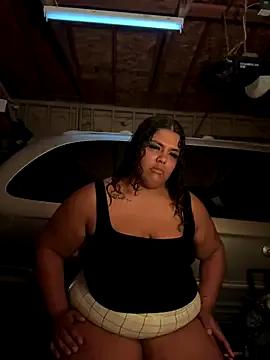 1n0nlythroat from StripChat is Freechat