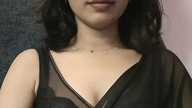 2min-MAGGIE from StripChat is Freechat