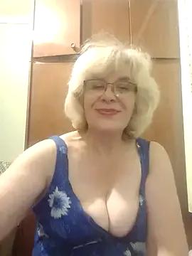 52MiaLove02 from StripChat is Freechat