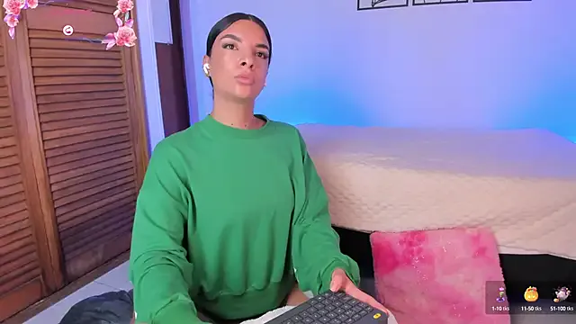 777AylinZ from StripChat