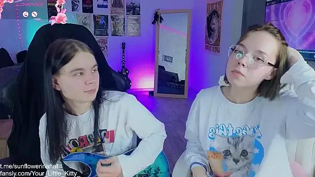 812sunflowerinahat from StripChat