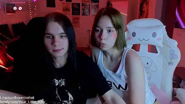 812sunflowerinahat from StripChat