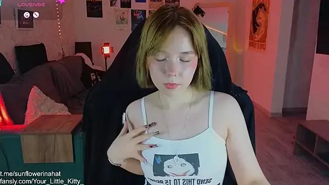 812sunflowerinahat from StripChat
