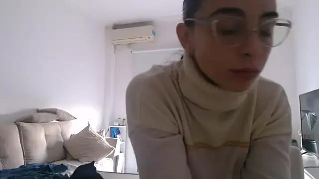 8venus8 from StripChat is Freechat