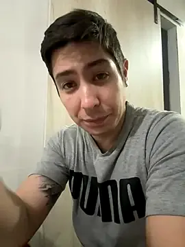 9999Alez on StripChat 