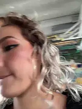 99_natalia from StripChat is Freechat