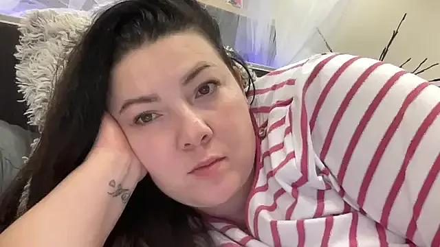 _747_Polina from StripChat