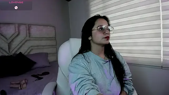 _adahara_queen on StripChat 