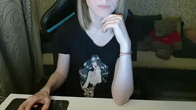 Try our streaming cams variety and talk on a personal level with our adorable girls streamers, showing off their bountiful shapes and dildos.