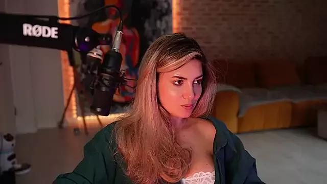 _Allie_ from StripChat