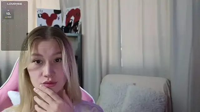 _Anna_Nolan_ on StripChat 