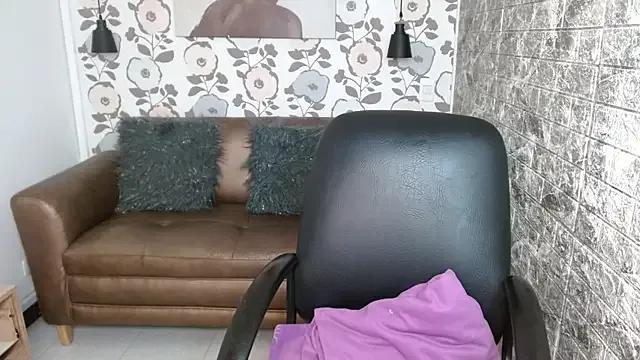 Try our streaming cams variety and talk on a personal level with our adorable girls streamers, showing off their bountiful shapes and dildos.