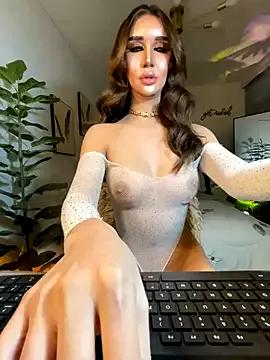 _CallmeKelly_ from StripChat is Freechat