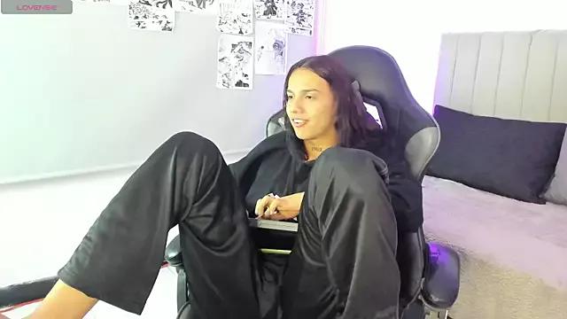 _Diiamond from StripChat