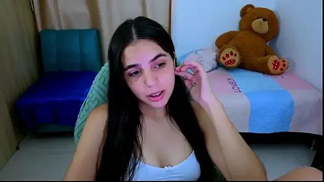_elenna from StripChat