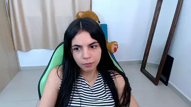 _elenna from StripChat