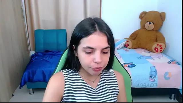 _elenna from StripChat