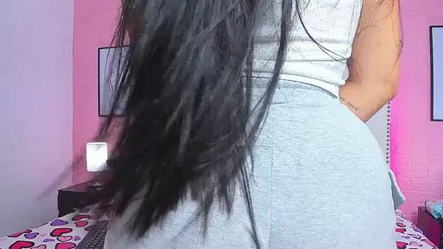_Emma_whiitee_ from StripChat