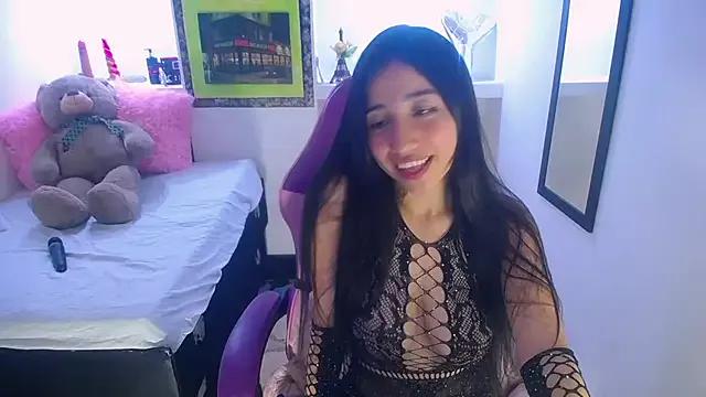 Try our streaming cams variety and talk on a personal level with our adorable girls streamers, showing off their bountiful shapes and dildos.