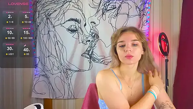 _EricaWinterr_ from StripChat is Freechat