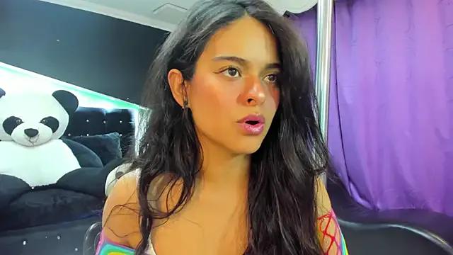 _Hanna_Lee from StripChat is Freechat