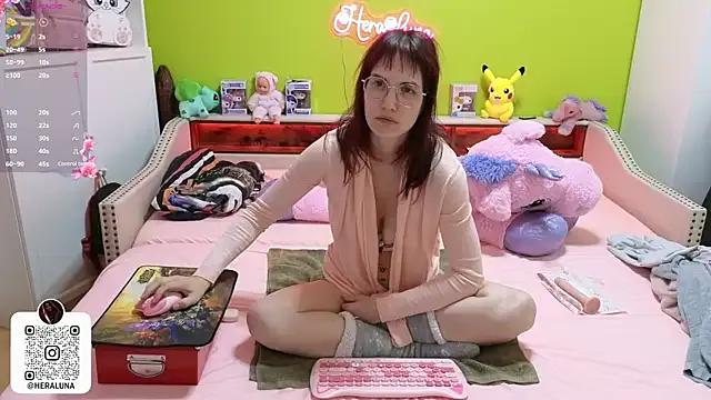 Try our streaming cams variety and talk on a personal level with our adorable girls streamers, showing off their bountiful shapes and dildos.