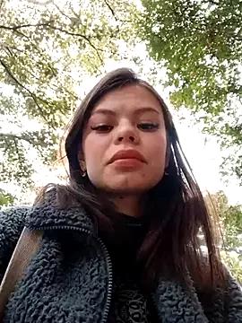_Isabella-7 from StripChat is Freechat