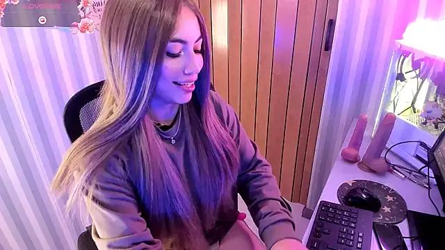 _Jade_grey from StripChat is Freechat