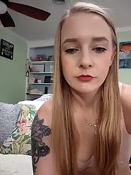 _Karizma_ from StripChat is Freechat
