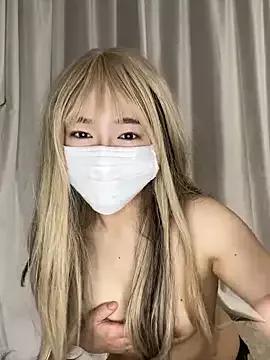 _Lily_xx from StripChat