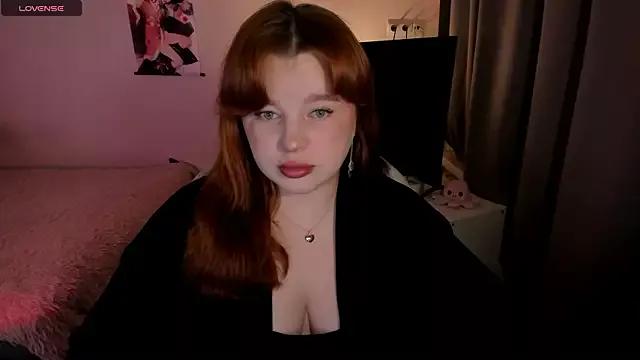 _Lisa_x from StripChat is Freechat