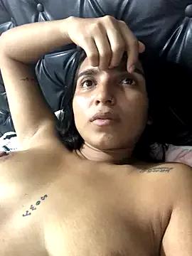 _Lorenn_ from StripChat is Freechat