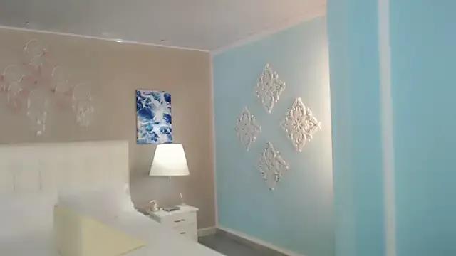 _Maddison_Ivanova_ from StripChat is Freechat